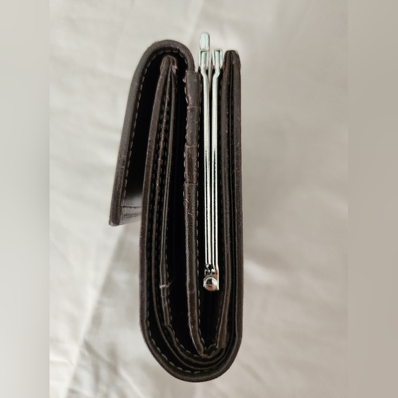 Burberry blue label wallet - Picture 7 of 9